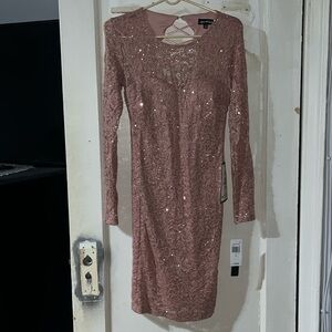 Lace pink dress